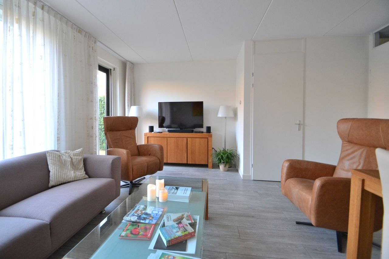 Modern Semi-Detached Home in 't Duyfrak - Image 3