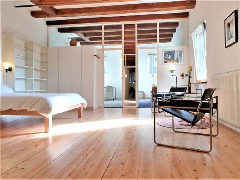 Loft van 120 m² aan de Oudeschans - Afbeelding 15