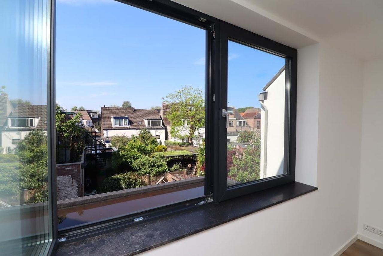 Luxe bovenwoning in hartje Breda - Afbeelding 3