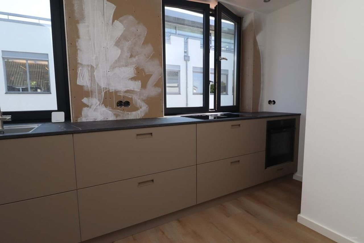 Luxe bovenwoning in hartje Breda - Afbeelding 8