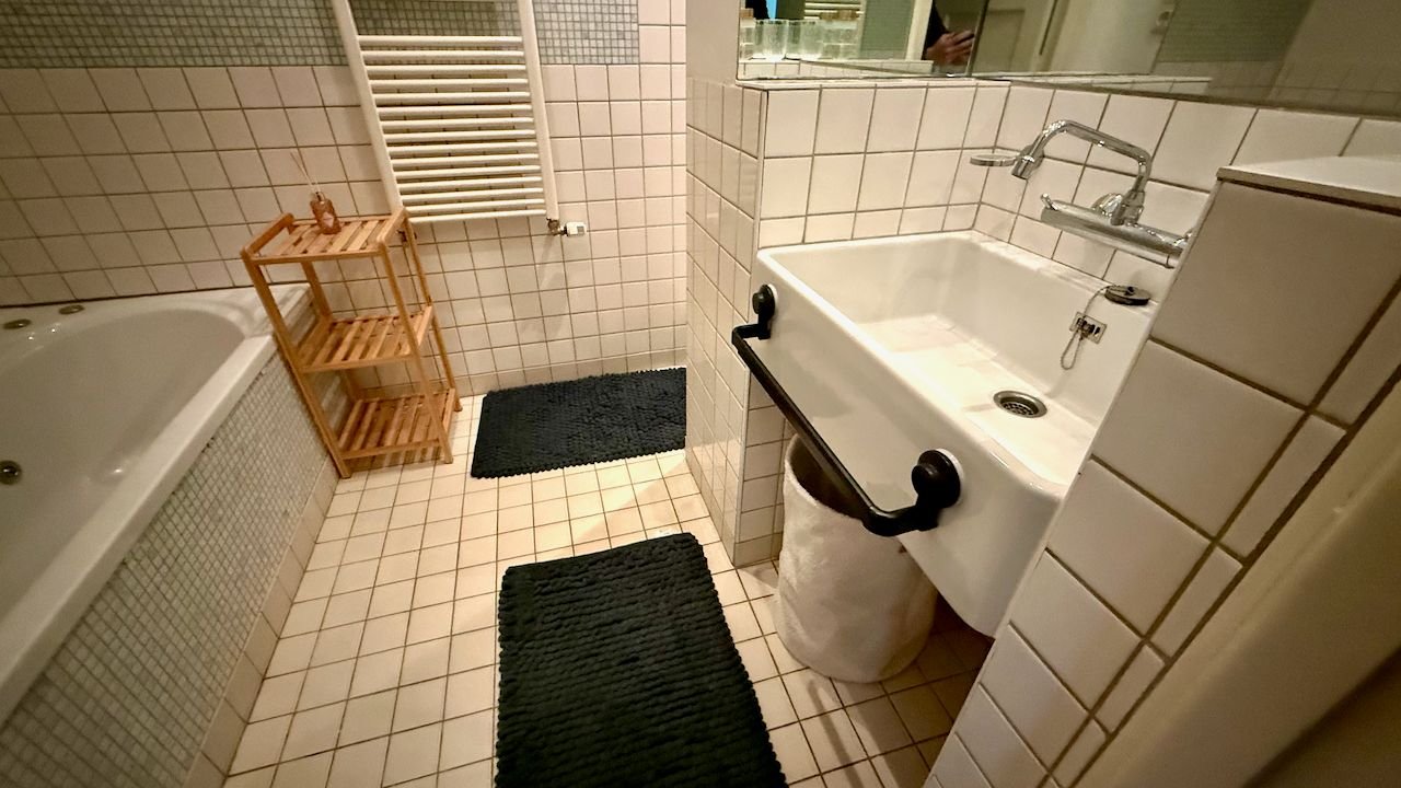 Riante benedenwoning met tuin in Benoordenhout - Afbeelding 13