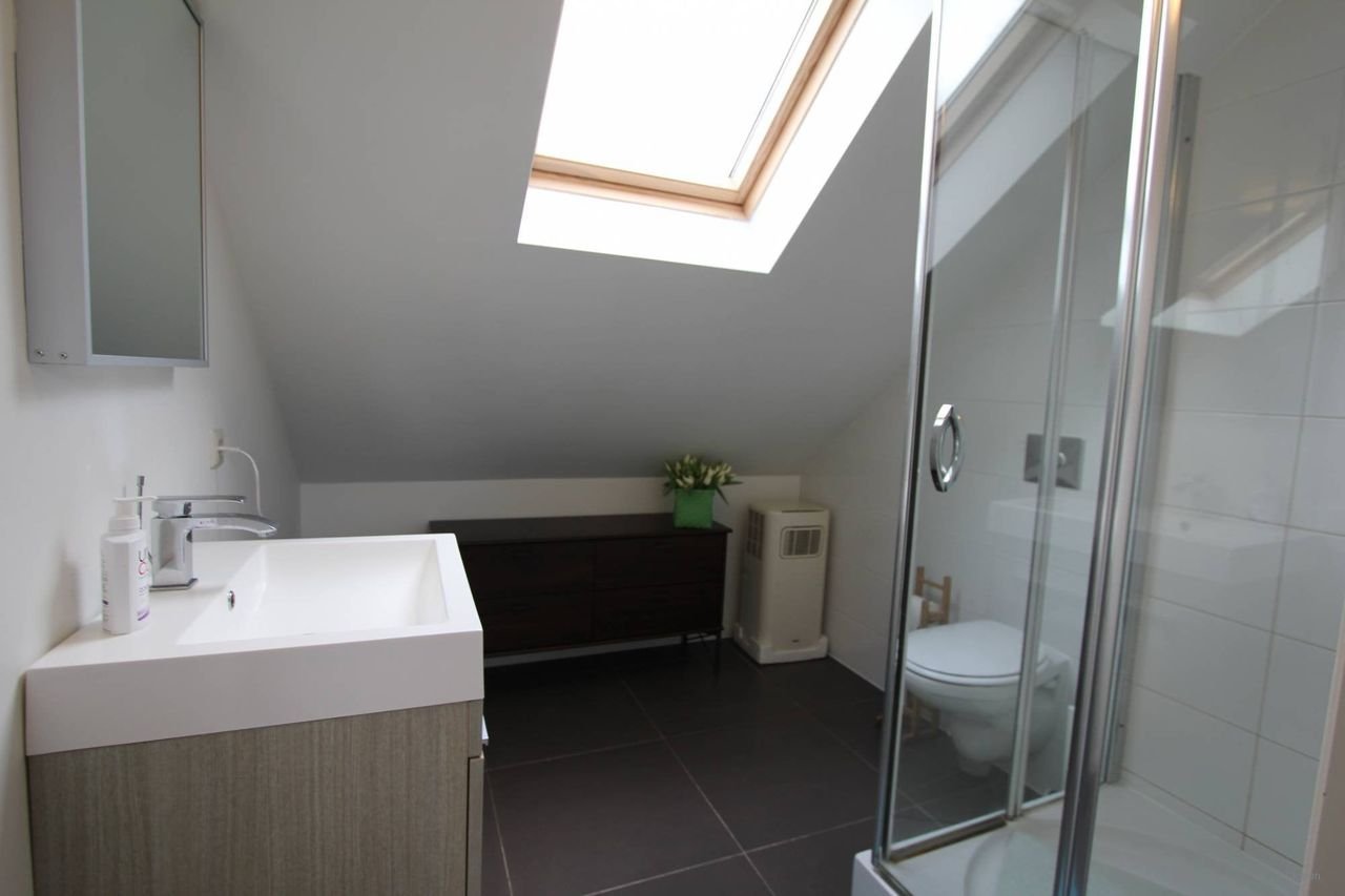 Royaal hoekhuis met zonnige tuin - Afbeelding 21