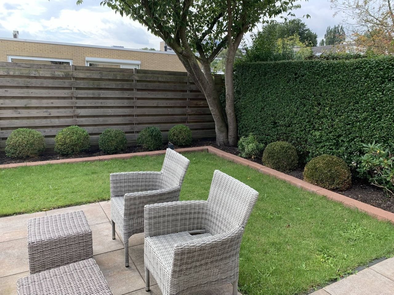 Royaal hoekhuis met zonnige tuin - Afbeelding 6