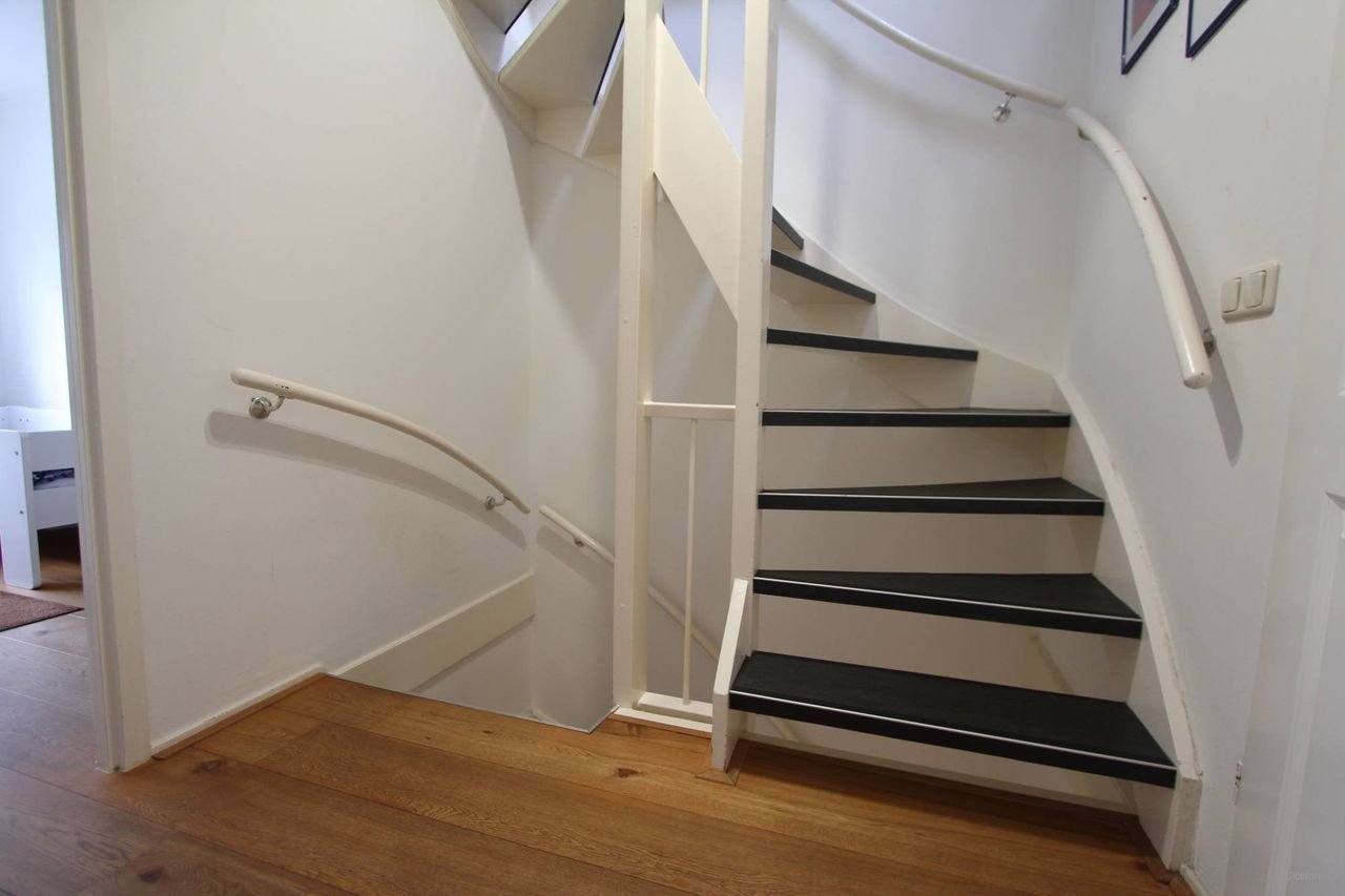 Royaal hoekhuis met zonnige tuin - Afbeelding 20