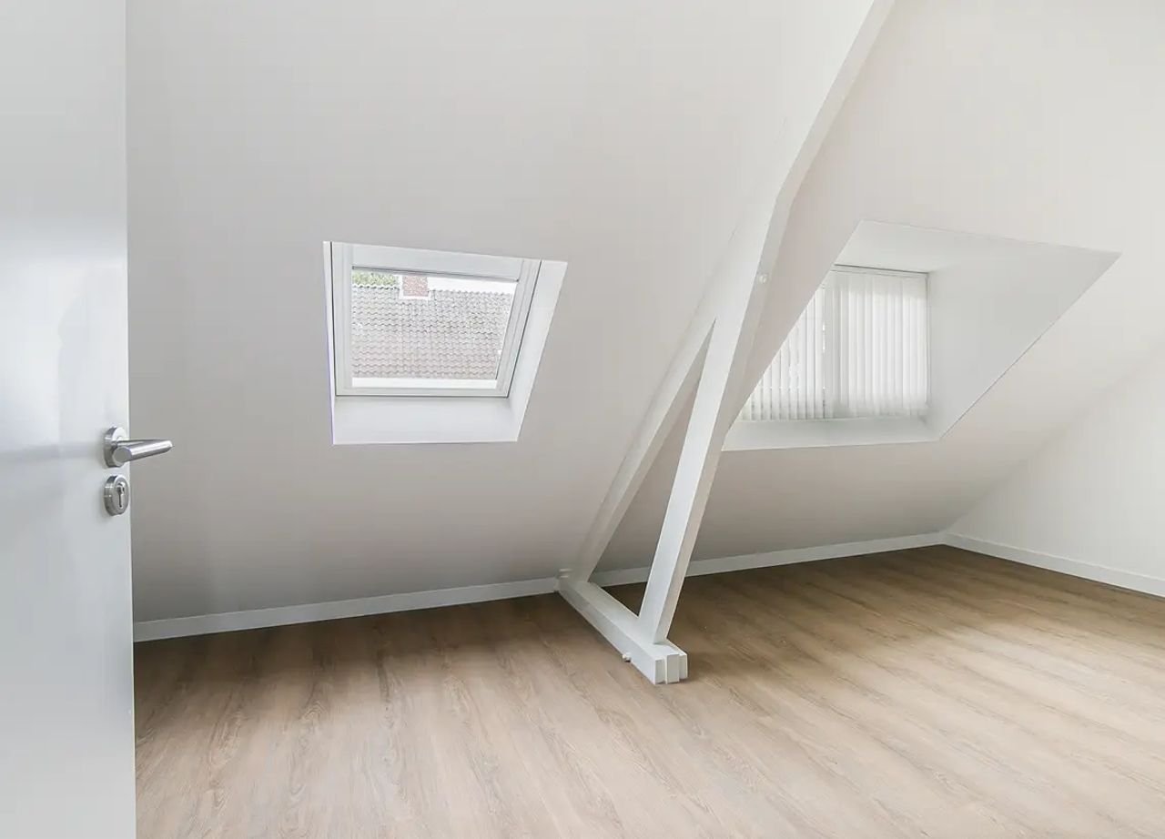 A++ semi-studio met tuin in Tilburg - Afbeelding 1