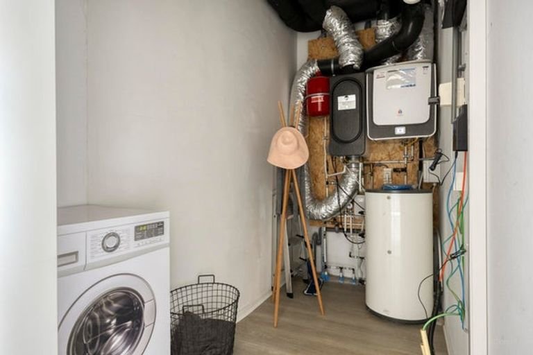 Sustainable loft in Den Bosch South - Image 11