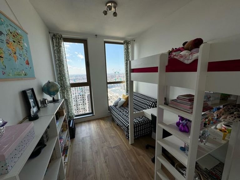 Wonen op de 33e etage naast CS - Afbeelding 15