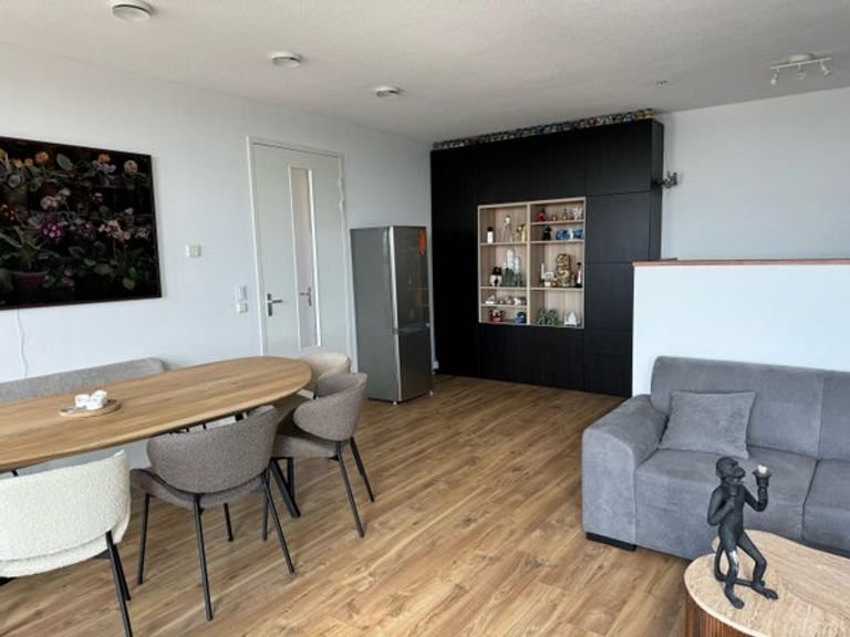 Wonen op de 33e etage naast CS - Afbeelding 7