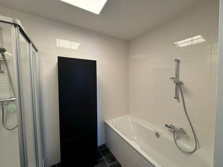 Wonen op de 33e etage naast CS - Afbeelding 12