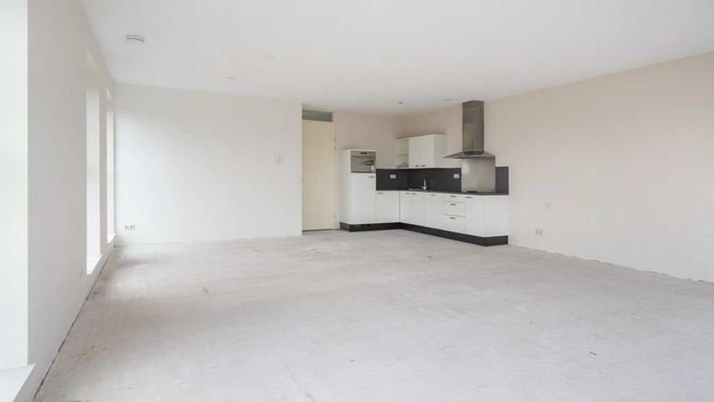 Spacious apartment in Schollevaar - Image 3