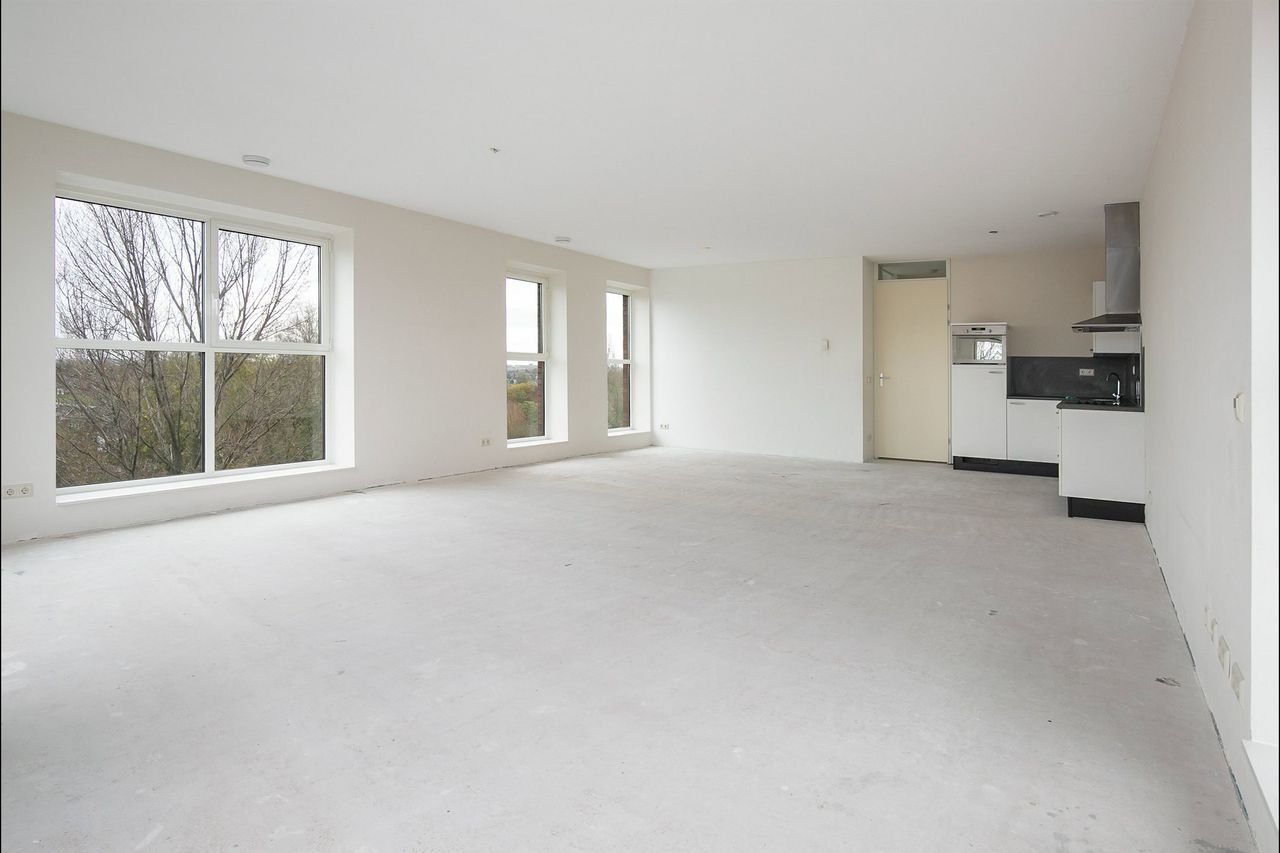 Spacious apartment in Schollevaar - Image 8