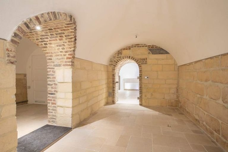 Gemeubileerde loft van 169m² in het centrum - Afbeelding 26