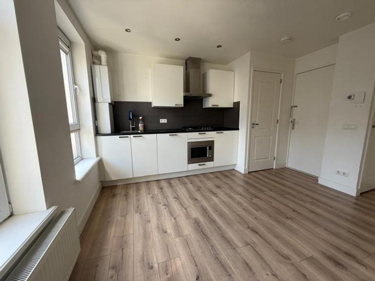 Studentenappartement in De Pijp - Afbeelding 2