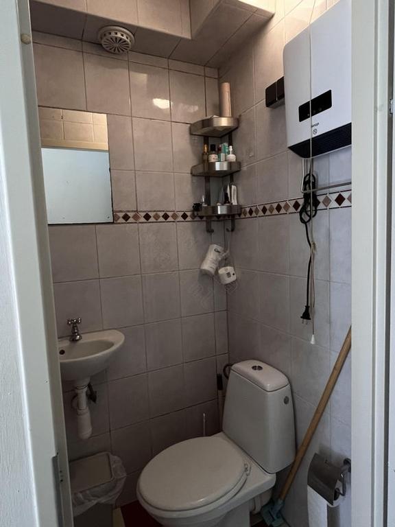 Studio met aparte slaapkamer vlak bij centrum - Afbeelding 6