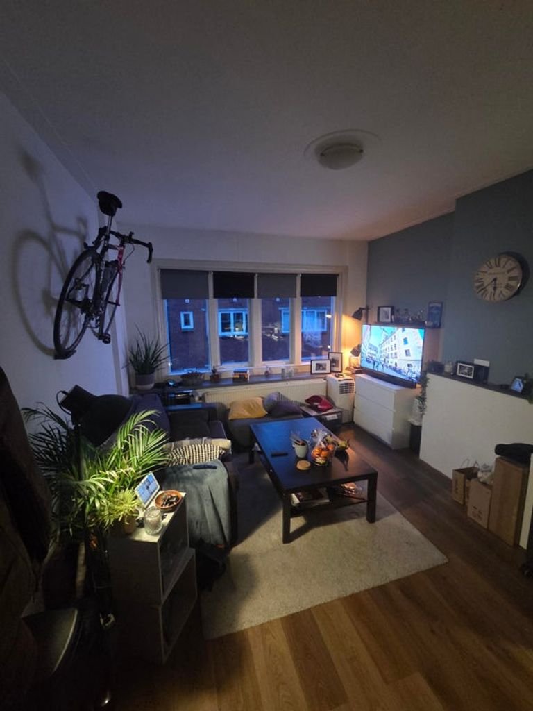 Eigen woon- en slaapkamer bij Korreweg - Afbeelding 1