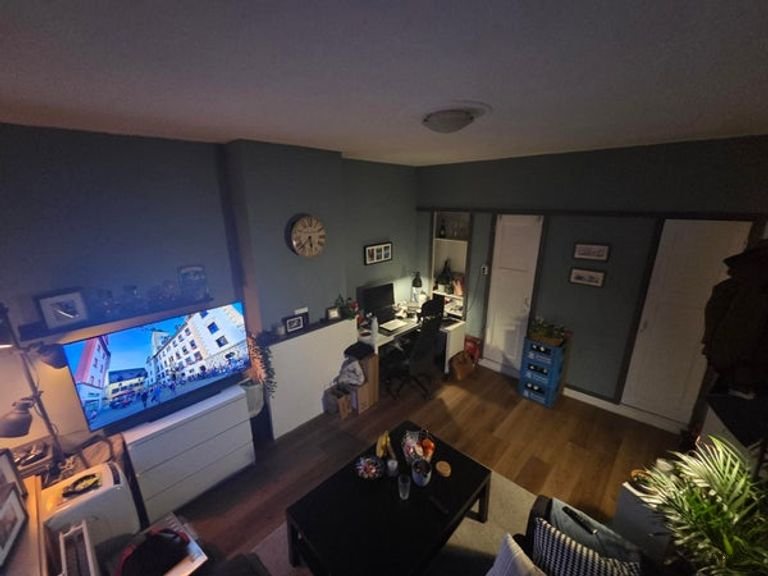 Eigen woon- en slaapkamer bij Korreweg - Afbeelding 2