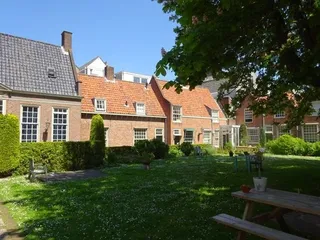 Hofjeswoning in centrum van Leiden