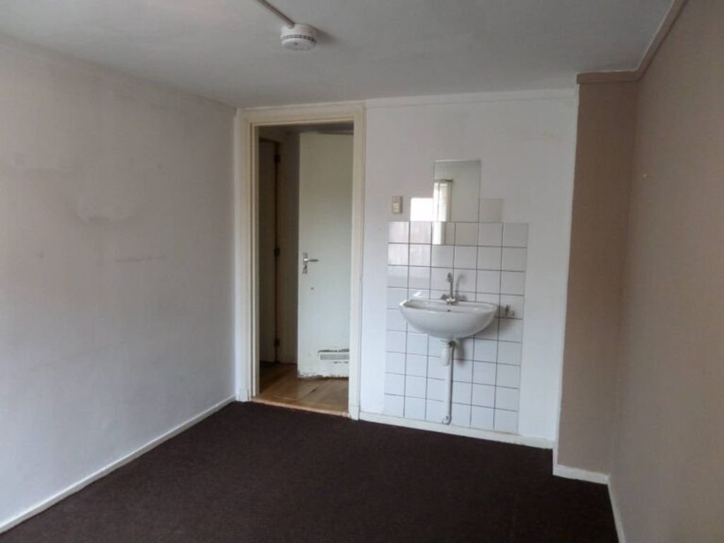 Kamer van 12 m² met eigen douche in Fatima West - Afbeelding 2