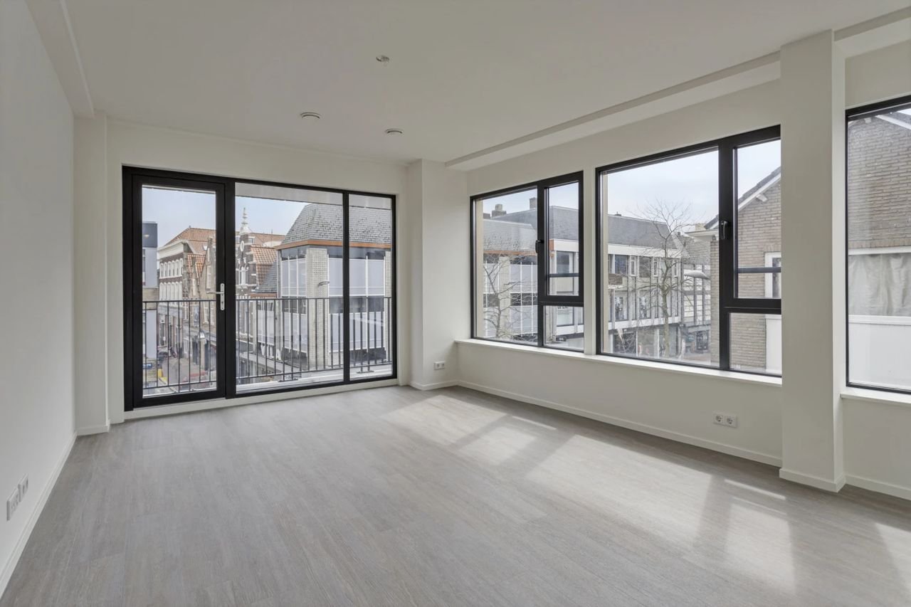 Energy-efficient 1-bedroom apartment in the center of Dordrecht - Image 3