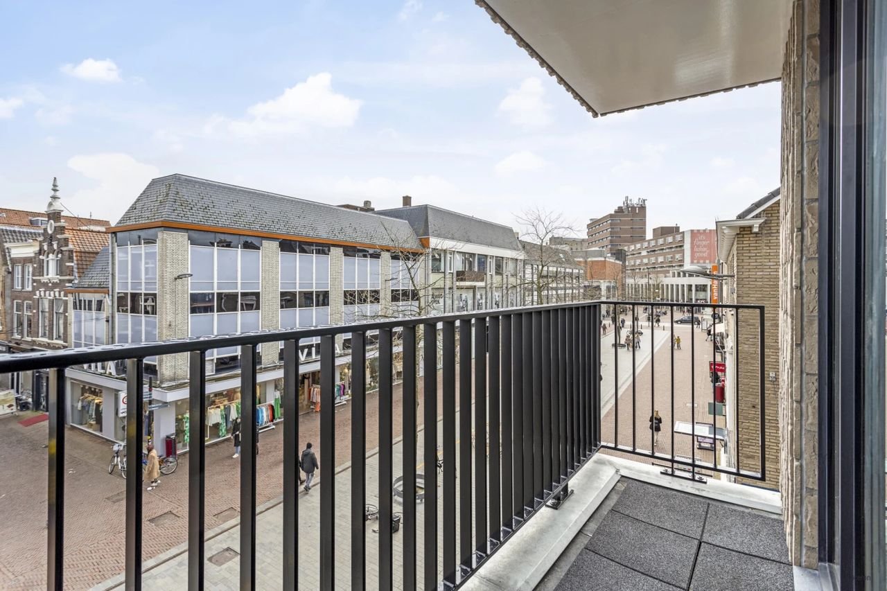 Energy-efficient 1-bedroom apartment in the center of Dordrecht - Image 9