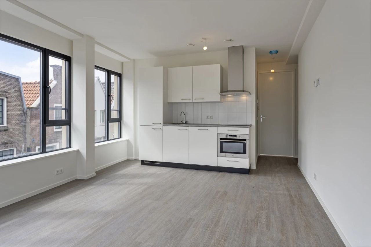 Energy-efficient 1-bedroom apartment in the center of Dordrecht - Image 4