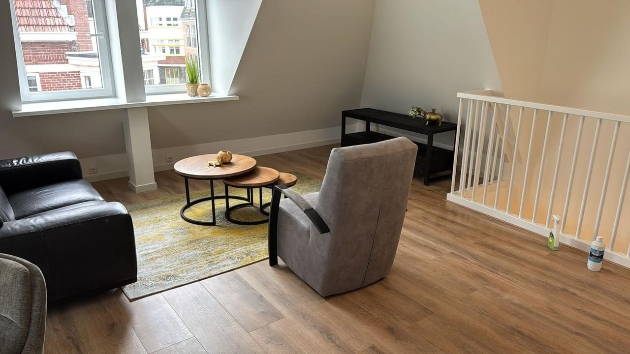 Short-stay A+++ with balcony - Image 9