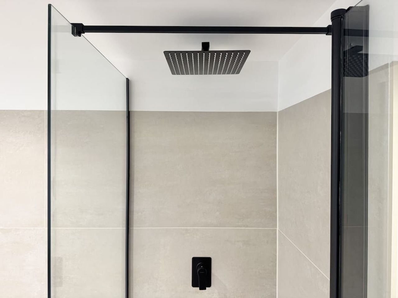 2-bedroom apartment with terrace in De Pijp - Image 15