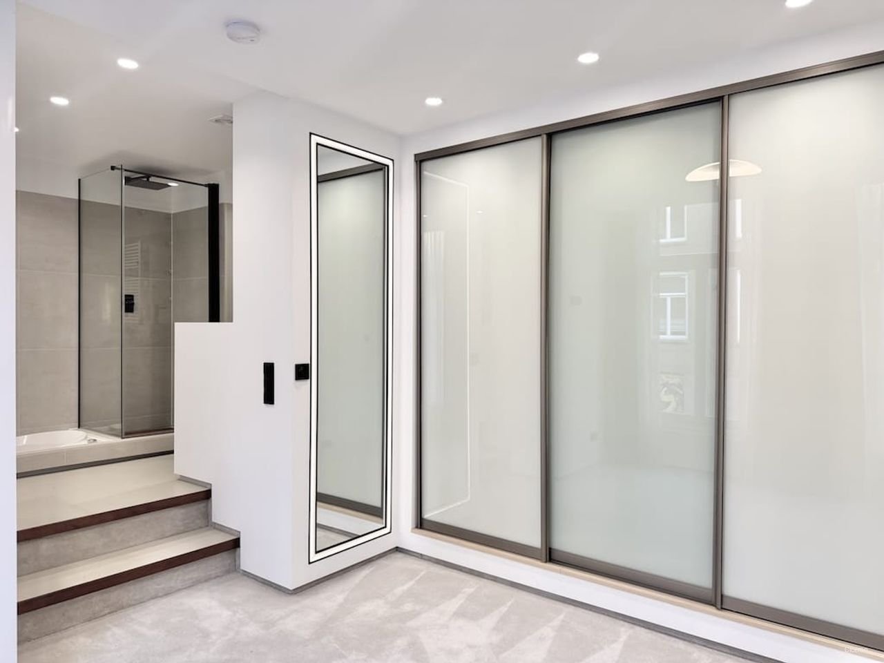 2-bedroom apartment with terrace in De Pijp - Image 9