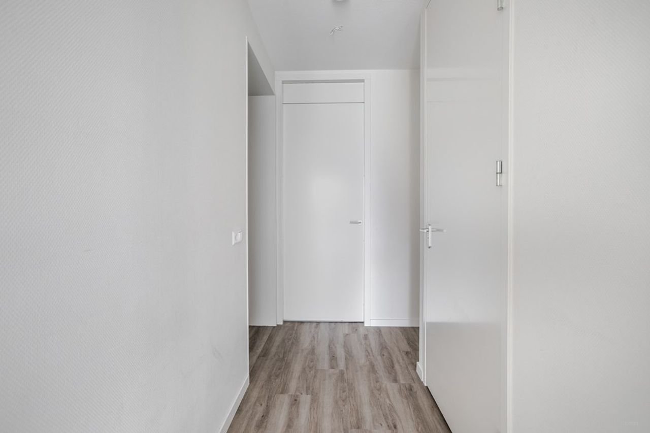 Modern A++ Apartment in Oostenburg - Image 4