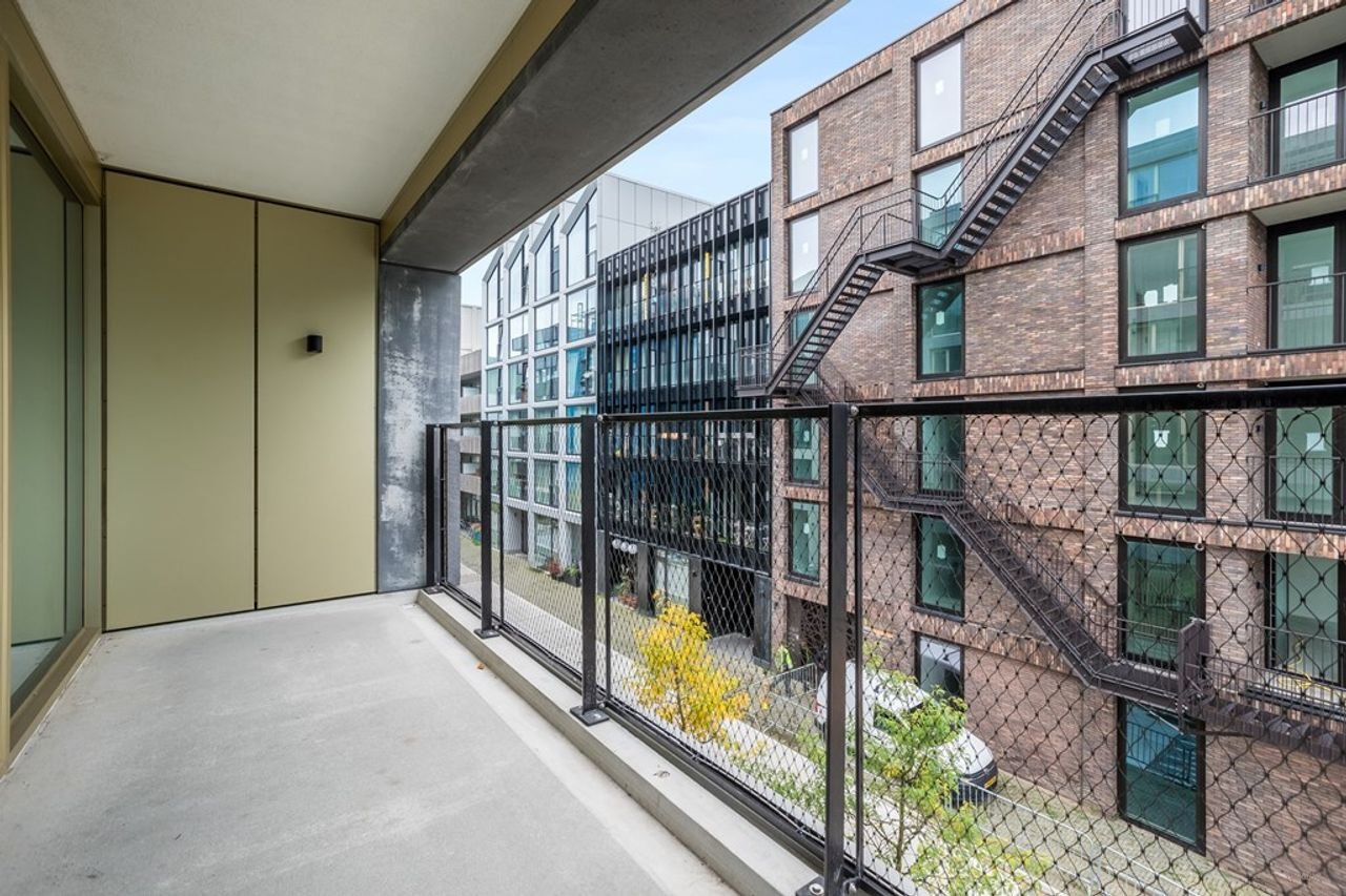 Modern A++ Apartment in Oostenburg - Image 11