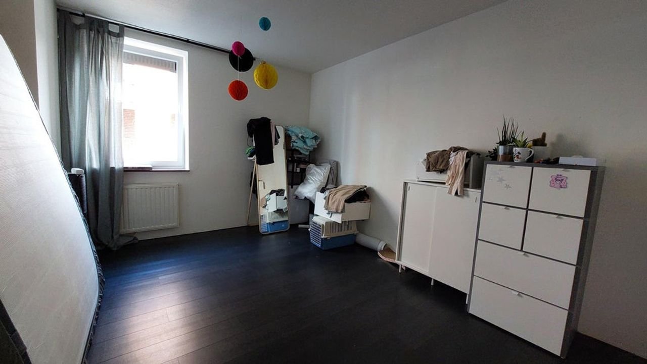 3-kamerappartement tegenover winkelcentrum Roombeek - Afbeelding 6