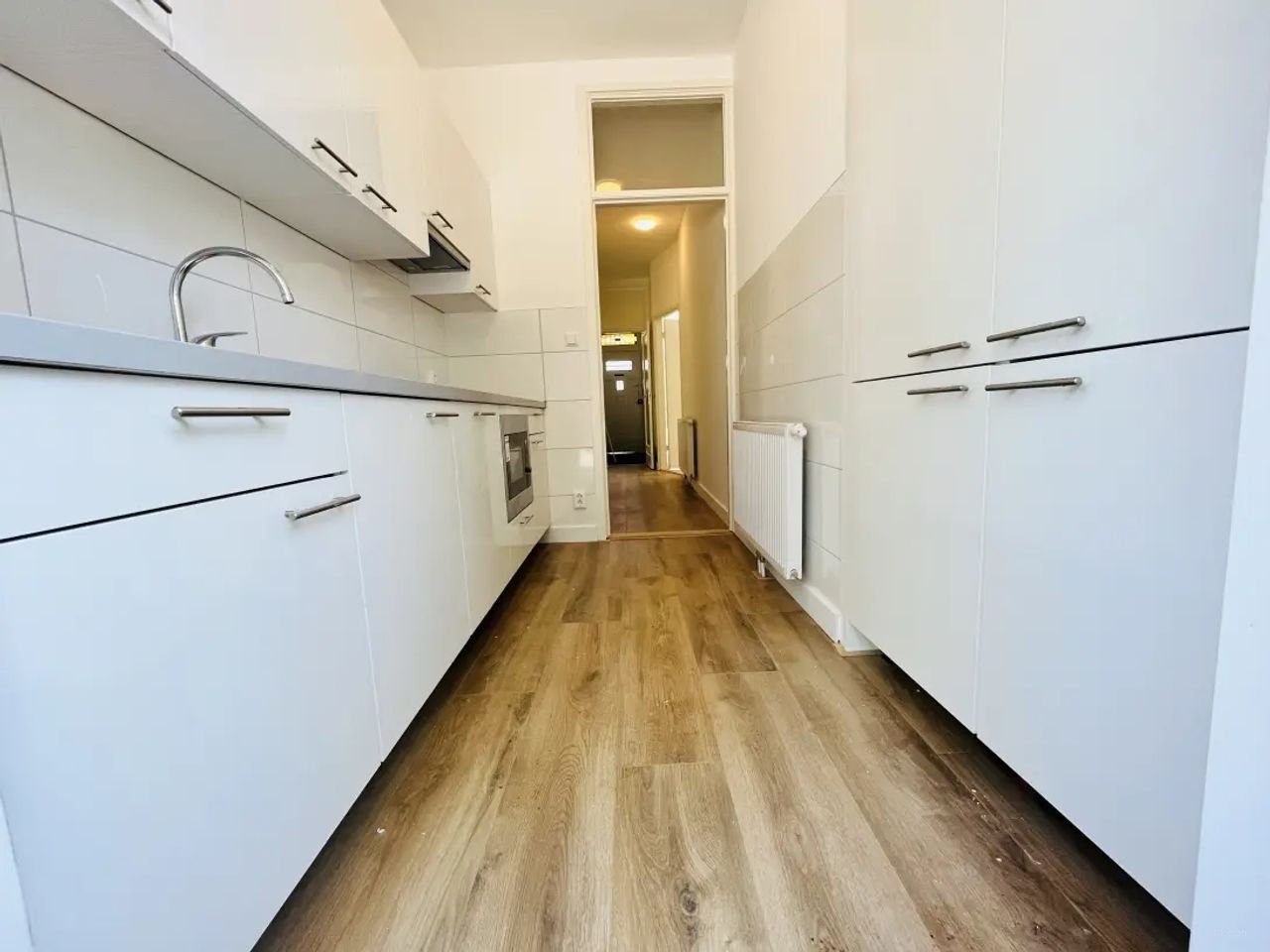 Begane grond appartement met eigen tuin - Afbeelding 3