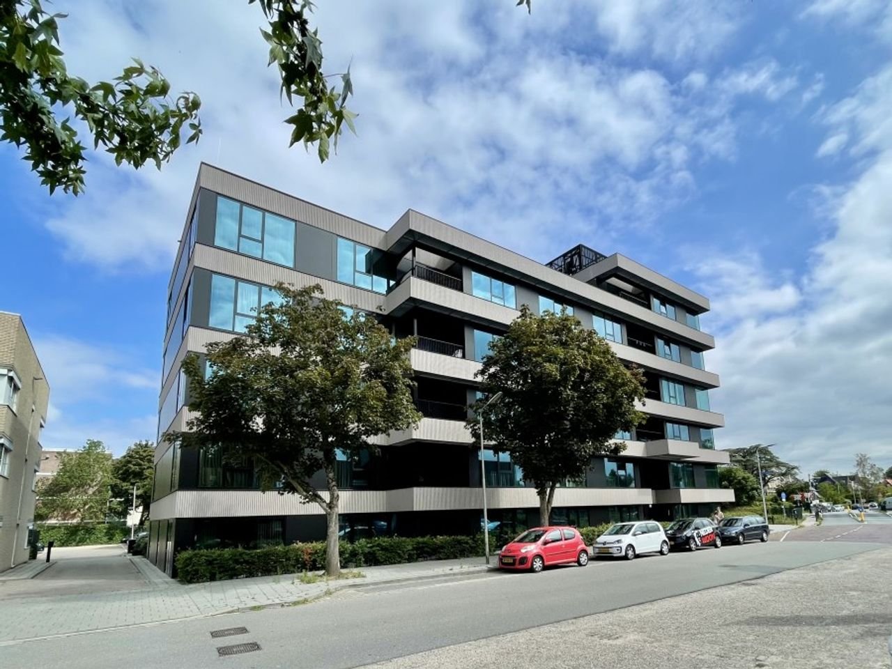 Studio with elevator on the 4th floor in Naarden - Image 1
