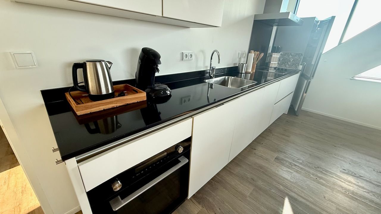 Furnished penthouse on the 40th floor - Image 8