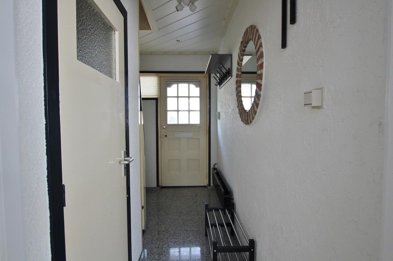 Ruime tussenwoning in Sluiskil met 4 slaapkamers - Afbeelding 11