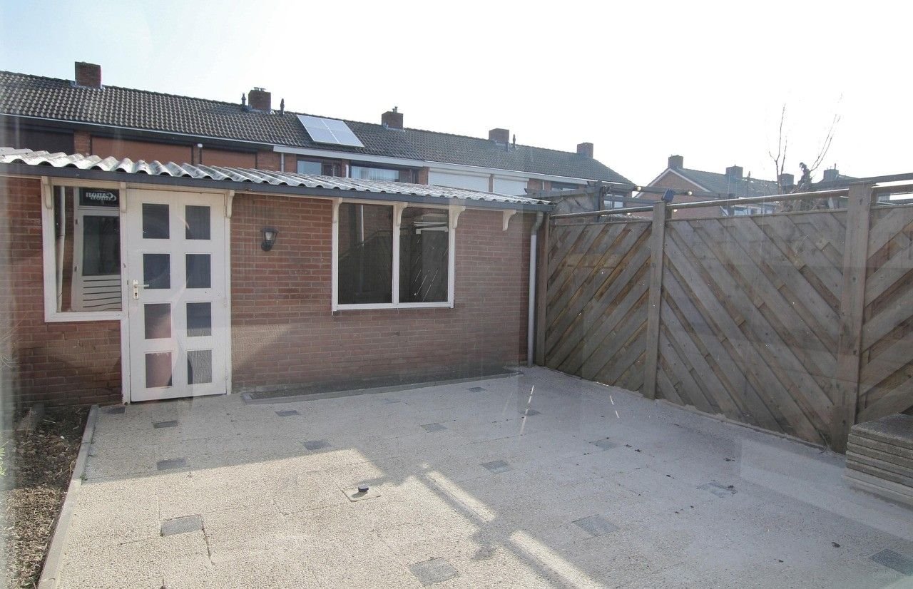 Ruime tussenwoning in Sluiskil met 4 slaapkamers - Afbeelding 31