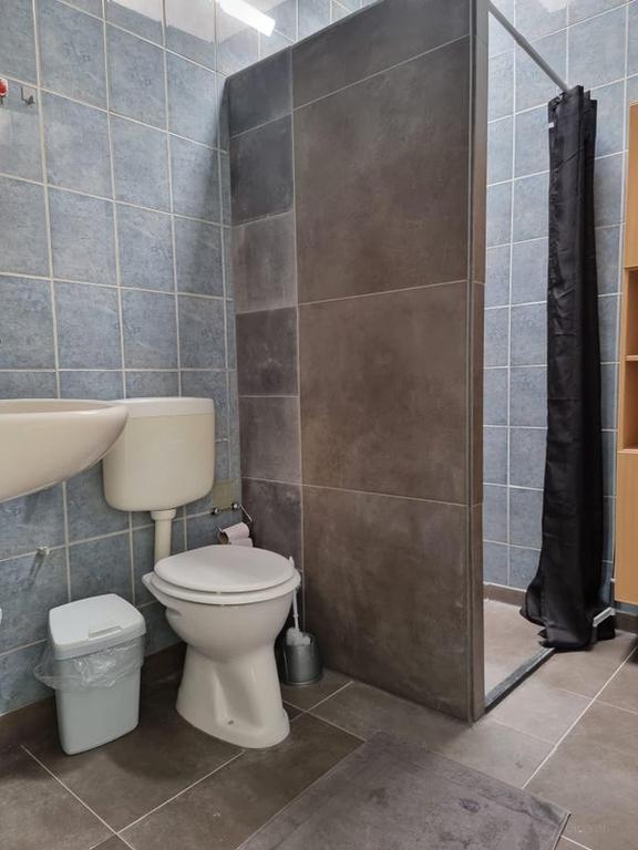Studio in Lombok, vlak bij centrum - Afbeelding 11