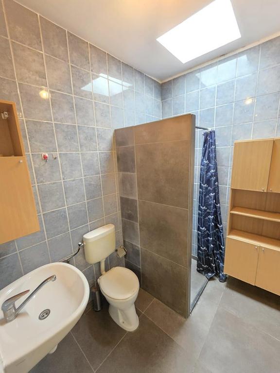 Studio in Lombok, vlak bij centrum - Afbeelding 15