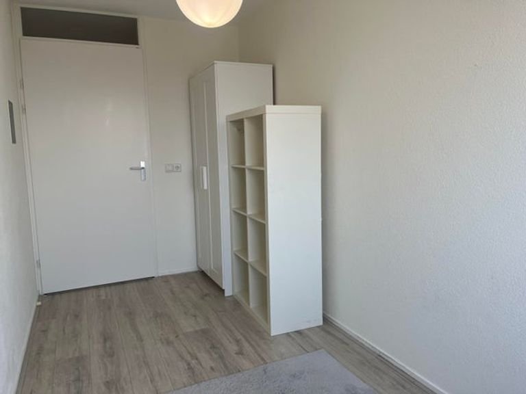 23e verdieping met balkon in Rotterdam - Afbeelding 9