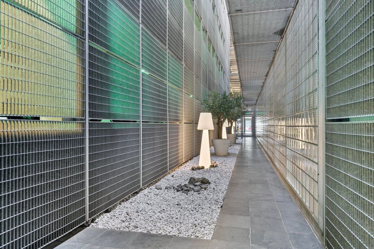 Wonen op de 23e etage met zwembad en sauna - Afbeelding 36