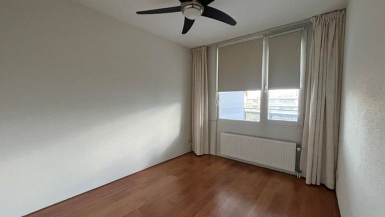 Bright apartment in Paleiskwartier with private parking space - Image 13