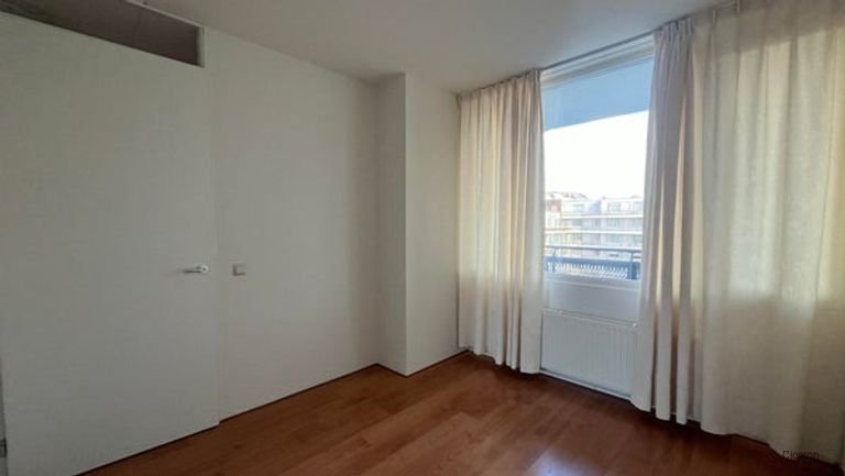 Bright apartment in Paleiskwartier with private parking space - Image 12