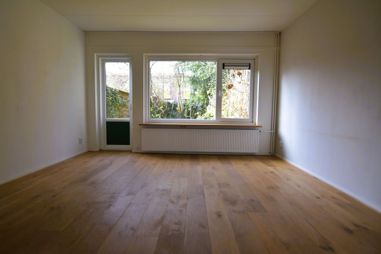 Huis met tuin en energielabel A in Noord - Afbeelding 2