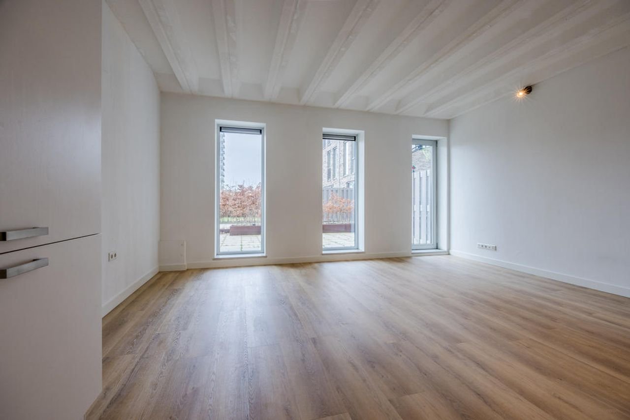 Ruim appartement met terras in de Binckhorst - Afbeelding 34