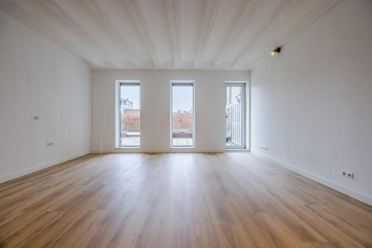 Ruim appartement met terras in de Binckhorst - Afbeelding 33