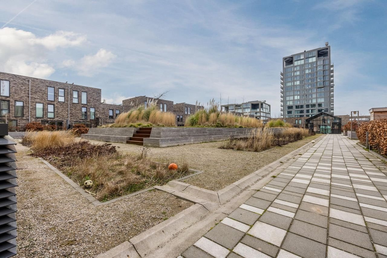 Ruim appartement met terras in de Binckhorst - Afbeelding 42