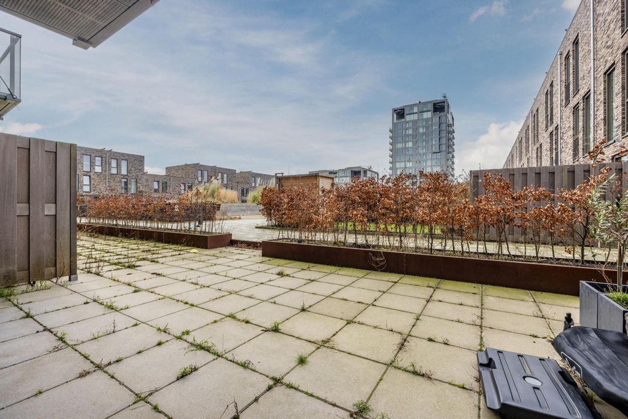 Ruim appartement met terras in de Binckhorst - Afbeelding 2