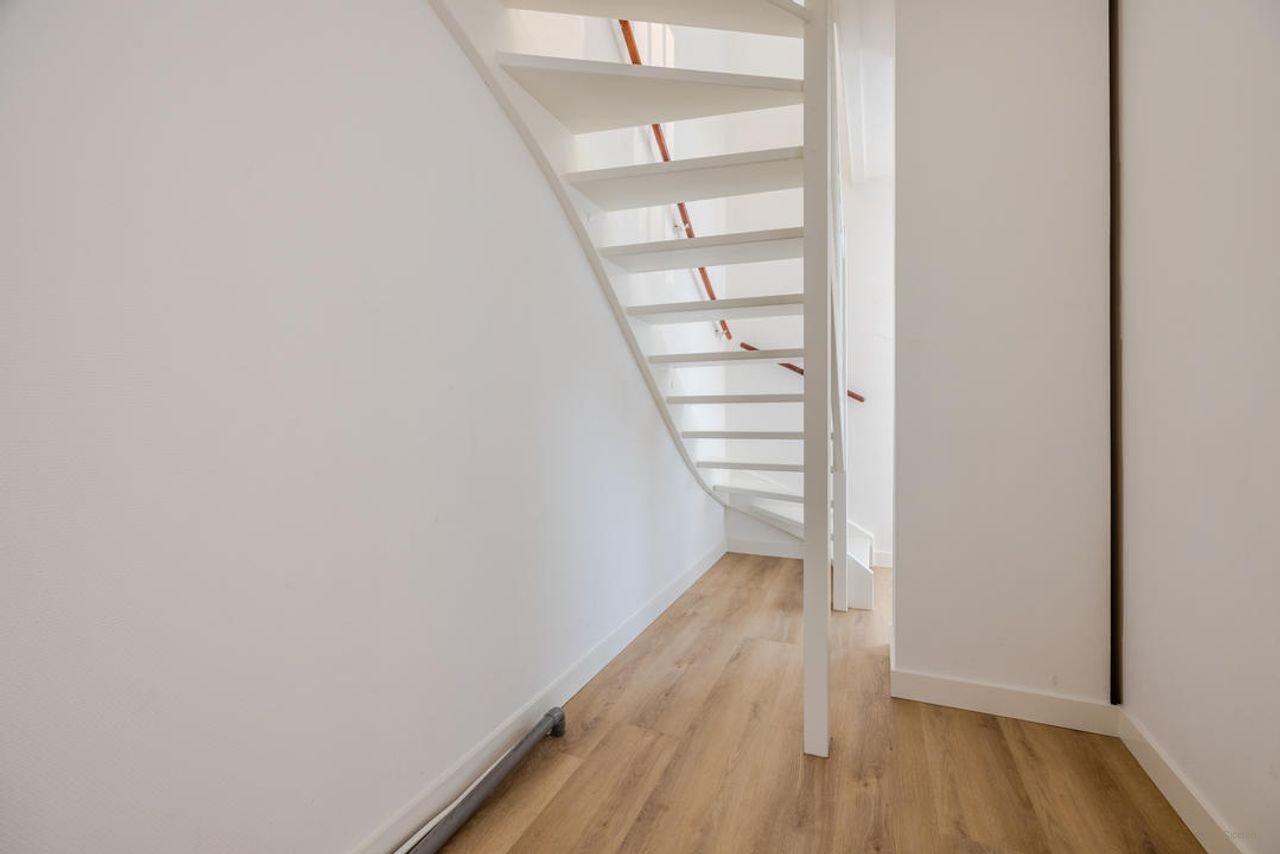 Ruim appartement met terras in de Binckhorst - Afbeelding 17