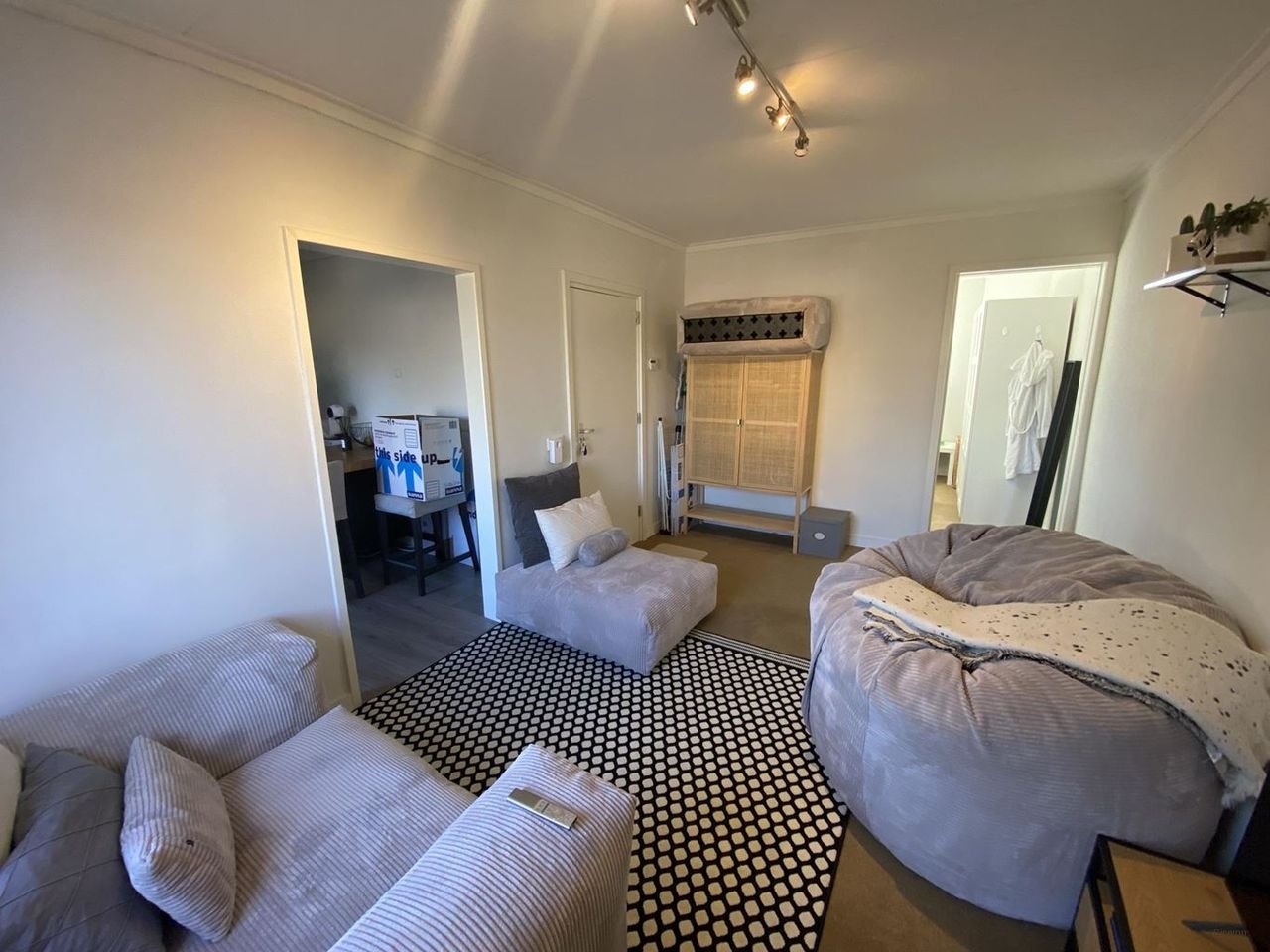 Licht appartement met dakterras in Heer - Afbeelding 1