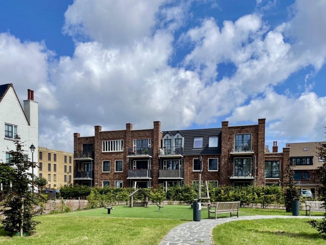 72 m² gelijkvloers wonen met zonnig terras - Afbeelding 1